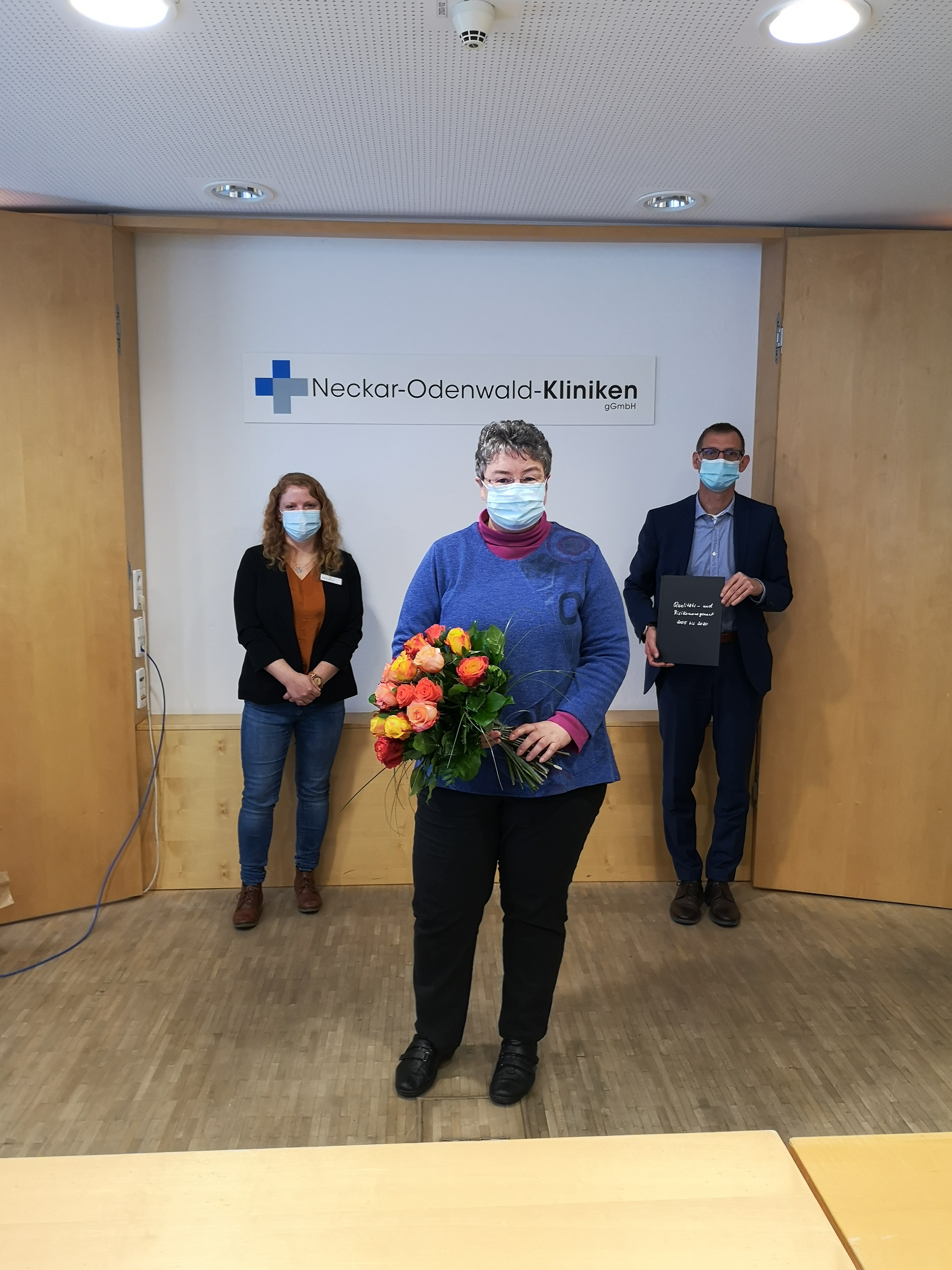 Elisabeth Neumann (vorne), Kristina Schmidt (hinten links), Frank Hehn (hinten rechts)