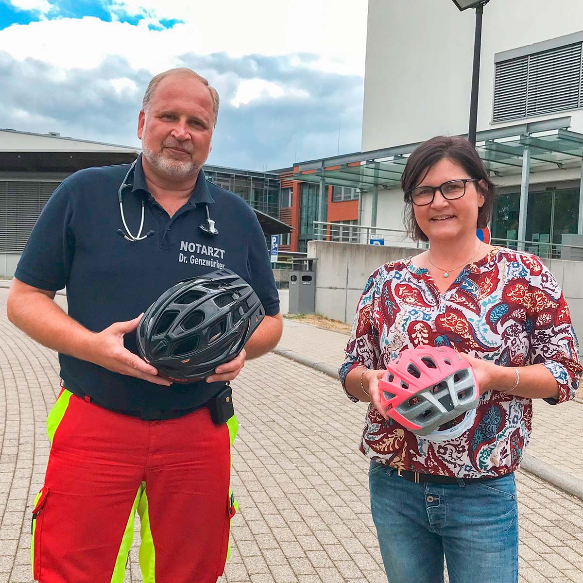 Helm tragen schützt