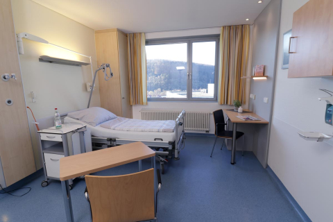 Patientenzimmer der Neckar-Odenwald-Kliniken