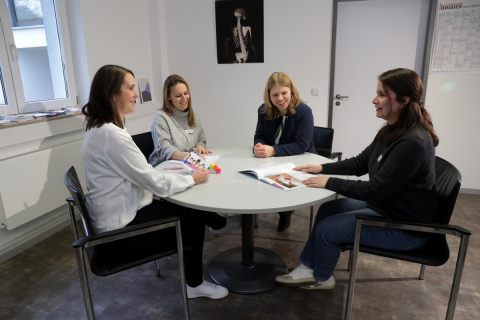 Einblick in das Bildungsinstitut für Gesundheits- und Krankenpflege