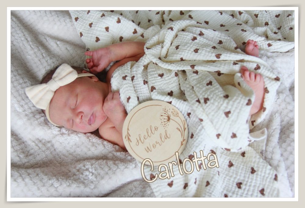 Neugeborenes Baby an den Neckar-Odenwald-Kliniken in Buchen (Odenwald)