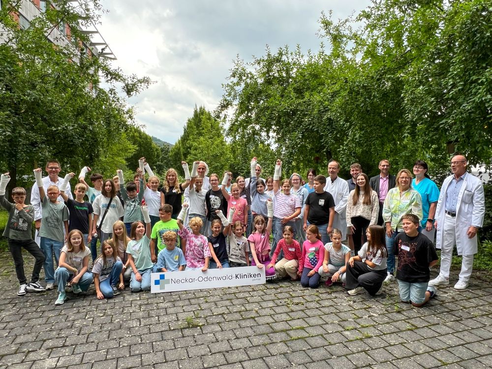Gruppenbild mit Jubel