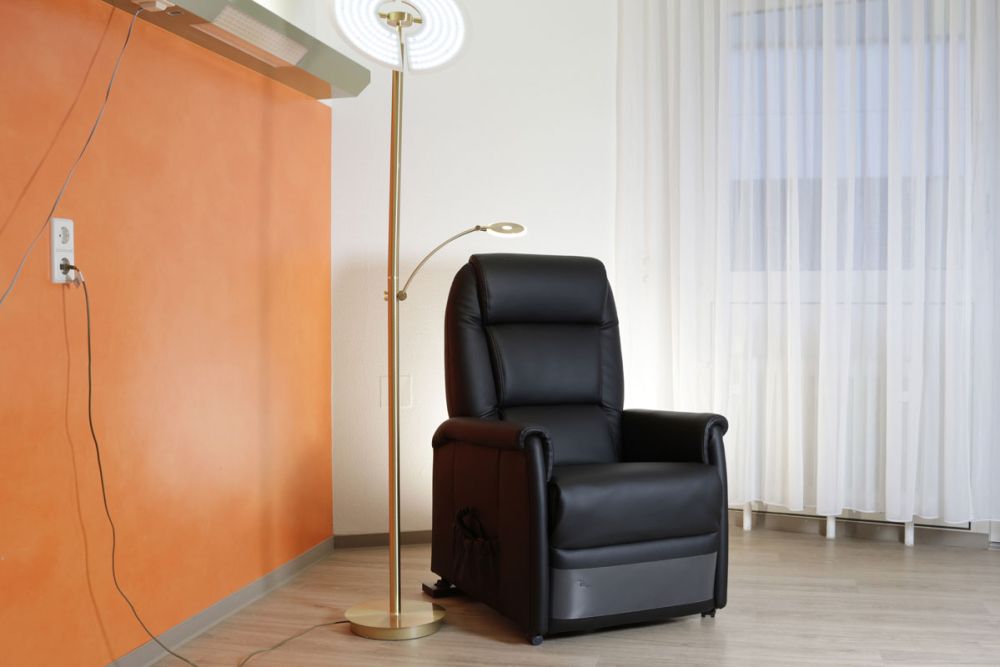 Dank großzügiger Spenden: Sechs neue Relaxsessel für die Palliativstation der Neckar-Odenwald-Kliniken 