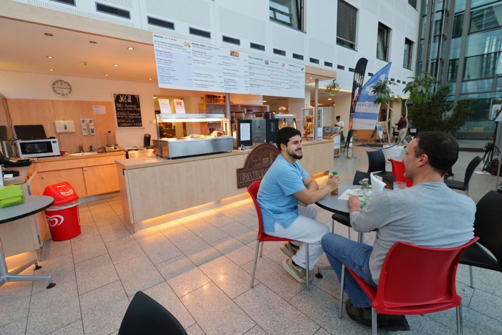 Einblick in die Cafeteria am Standort Mosbach