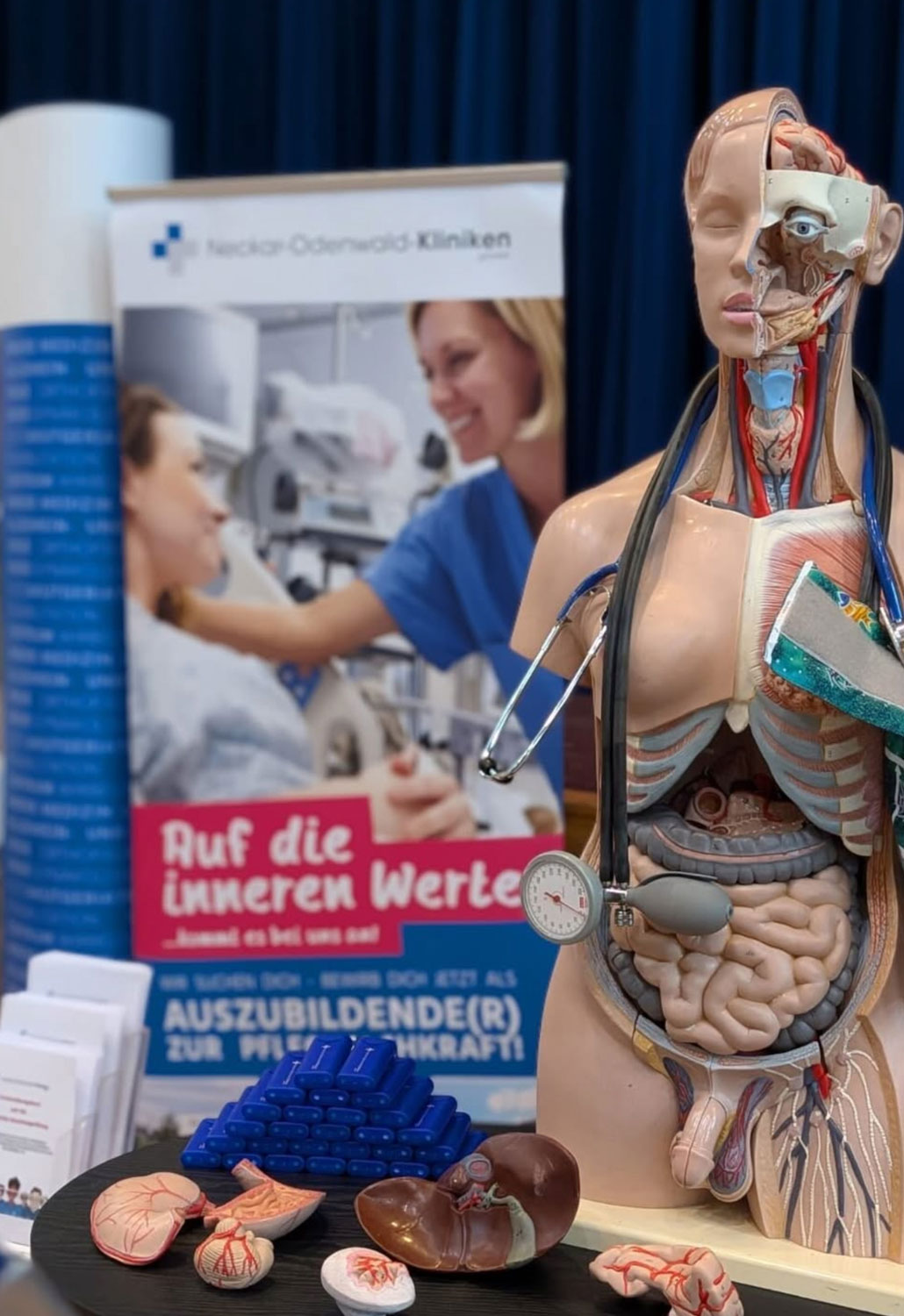 Stand auf der Pflegejobmesse